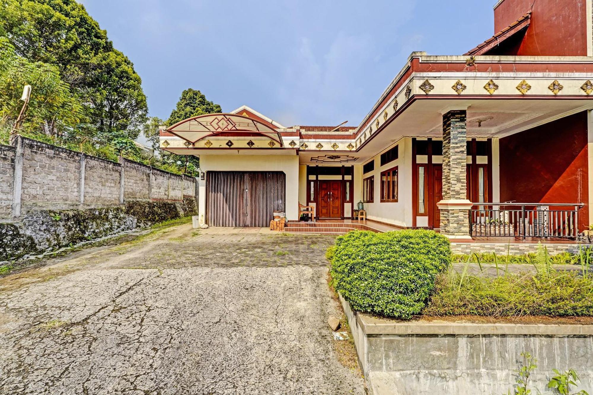 Oyo Life 91469 Pondok Pelita Lembang Exterior photo